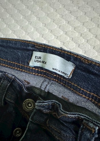 Erkek Mavi Denim Regular Fit Midi Jean
Boy 90 - Görsel 3