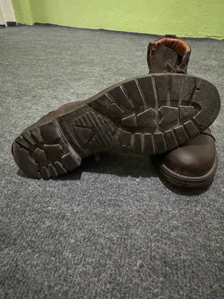 Kahverengi Deri Erkek Botları
Az kullanmış - Görsel 4