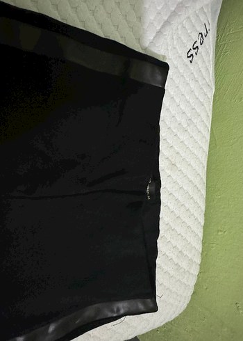 Siyah Kadın Midi Tayt Elastik Kumaş
İki defa giyildi - Görsel 5