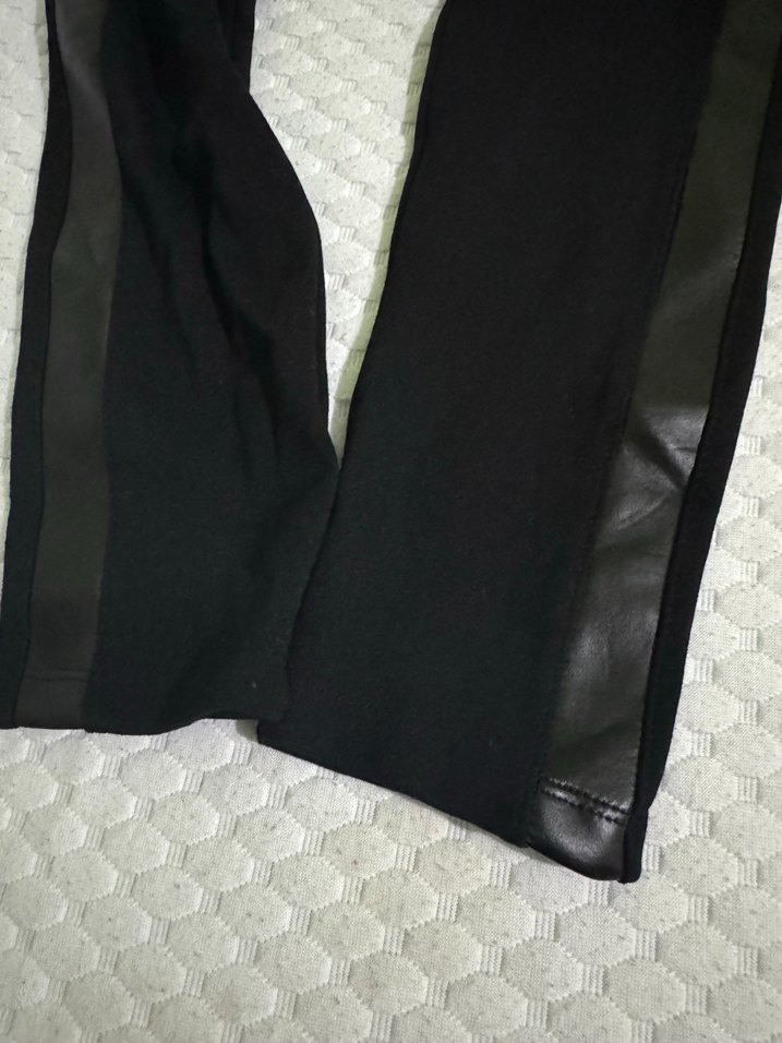 Siyah Kadın Midi Tayt Elastik Kumaş
İki defa giyildi - Görsel 2