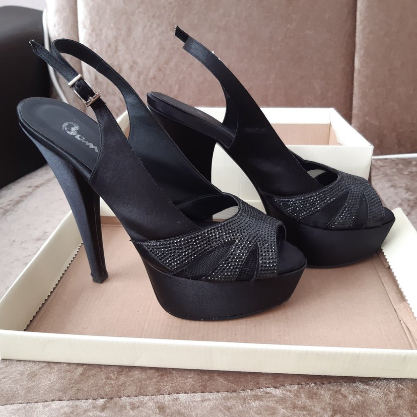 Parlak Desenli Platform Topuklu Kadın Ayakkabı - Görsel 2