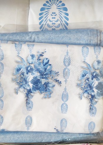 Uyku Seti Pastel Çiçek Desenli Beyaz Açık Mavi - Görsel 4