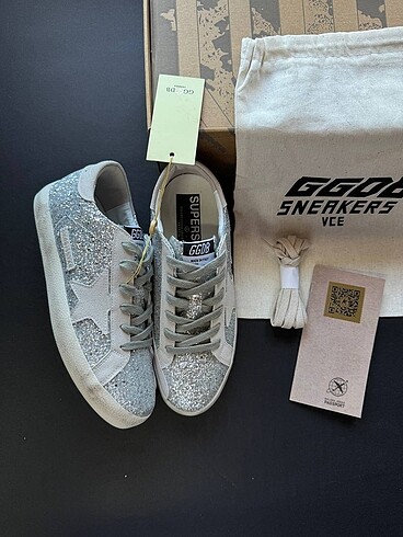 GOLDEN GOOSE Glitter Silver