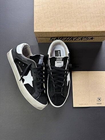 GOLDEN GOOSE Black&White