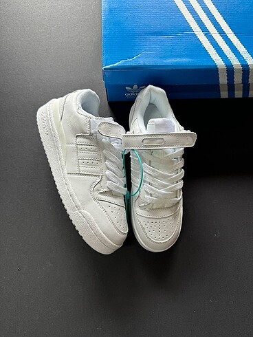 ADIDAS FORUM LOW