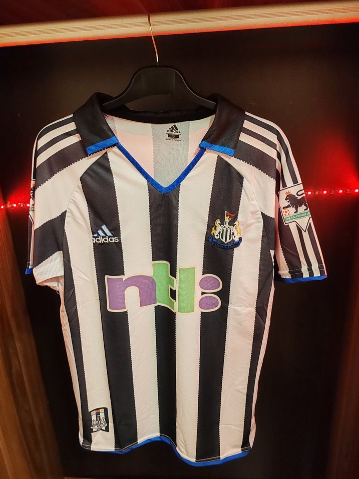 N.United Alan Shearer Retro Forma - Görsel 2