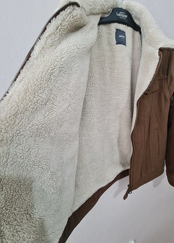 koton çok temiz üründür 
Düğmeli Erkek Kahverengi Süet Ceket - Görsel 3