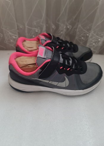 34 nu
Kız Çocuk Gri Baskılı Cırt Cırtlı Spor Ayakkabı - Görsel 3