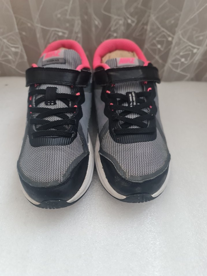 34 nu
Kız Çocuk Gri Baskılı Cırt Cırtlı Spor Ayakkabı - Görsel 4