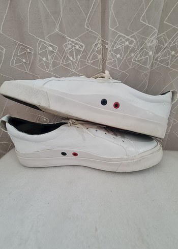 Tommy Hilfiger 42 no

Beyaz Günlük Kadın Spor Ayakkabı - Görsel 6