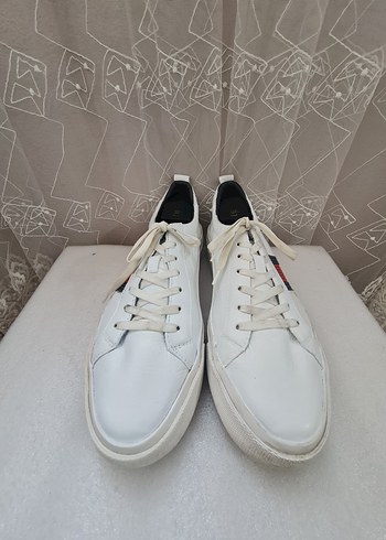 Tommy Hilfiger 42 no

Beyaz Günlük Kadın Spor Ayakkabı - Görsel 4