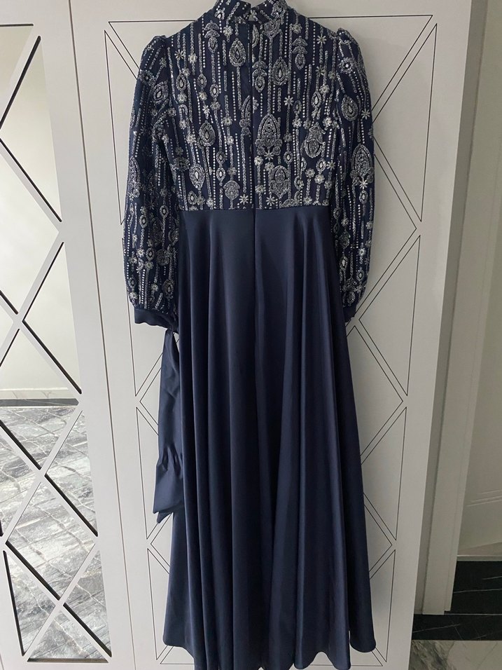 Nakışlı Lacivert Uzun Elbise - Görsel 2
