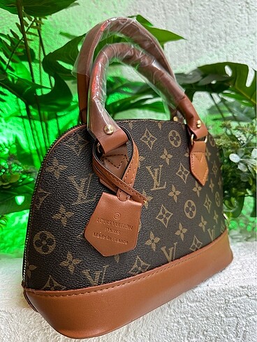 Louis vuıtton mini çanta