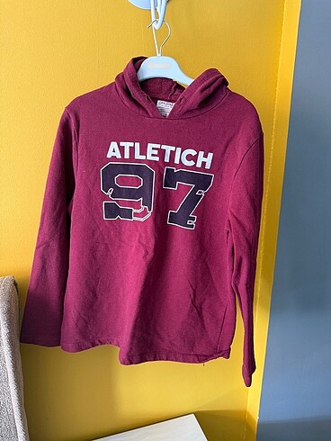 Sweatshirt yurt dışından alındı.