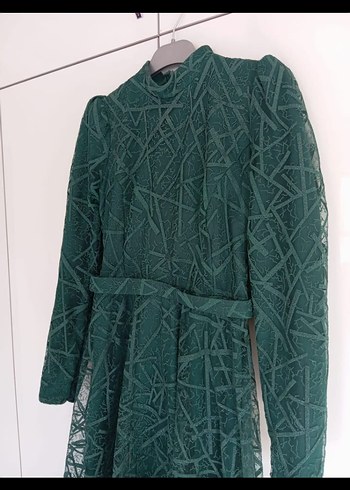 Yeşil Dantel İşlemeli Uzun Abiye Elbise - Görsel 3