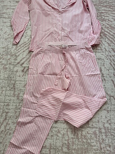 Victoria s Secret SATILDI pembe cizgili gömlek pijama takımı SATILDI
