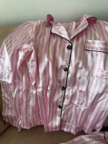 s Beden victoria?s secret model saten pijama pembe