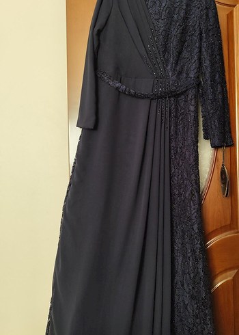 Drapeli Siyah Nakışlı Uzun Abiye Elbise - Görsel 5