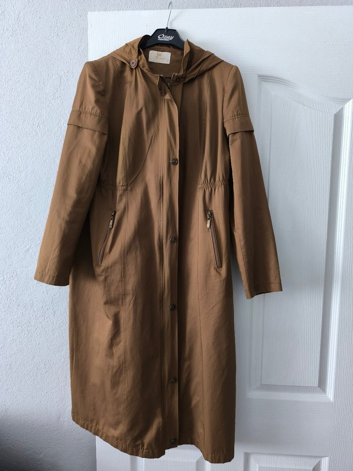 Bej Uzun Kadın Trençkot - Görsel 3