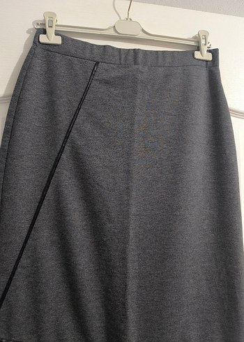 Gri Uzun kalem Eteği, Kemer Detaylı - Görsel 2