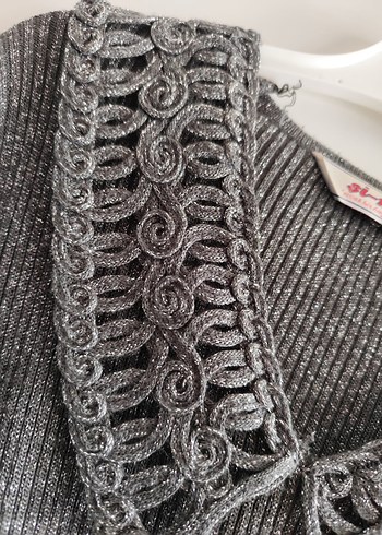 Gri V Yaka Örgü Kadın Kazak - Görsel 3