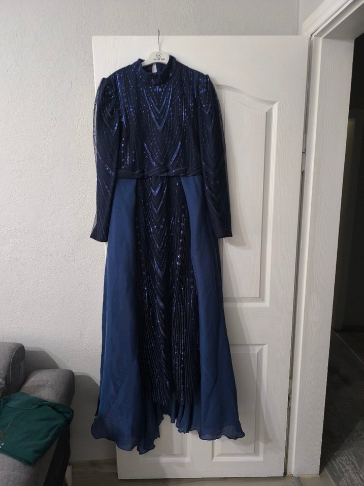 Lacivert İşlemeli Uzun Kollu Abiye Elbise - Görsel 5