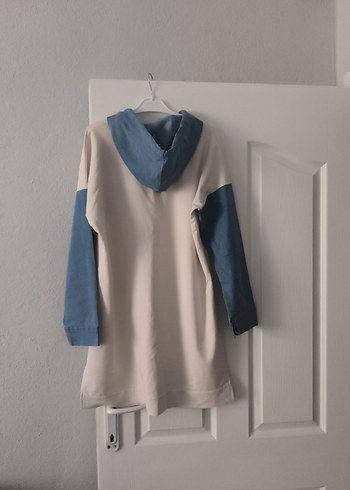 Beyaz Kapüşonlu Denim Detaylı Uzun Sweatshirt - Görsel 5