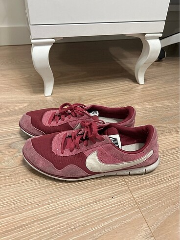 mor nike spor ayakkabı