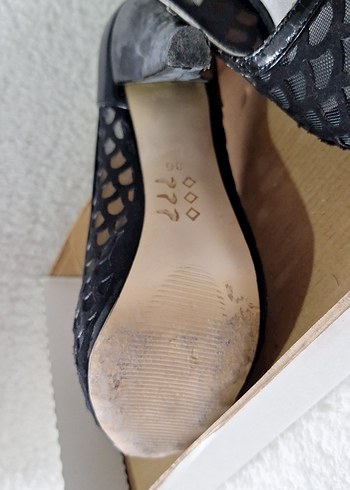 Siyah Yılan Desenli Dantel Detaylı Platform Topuklu - Görsel 5