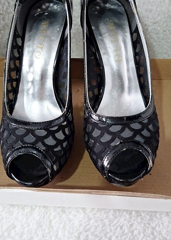 Siyah Yılan Desenli Dantel Detaylı Platform Topuklu - Görsel 4