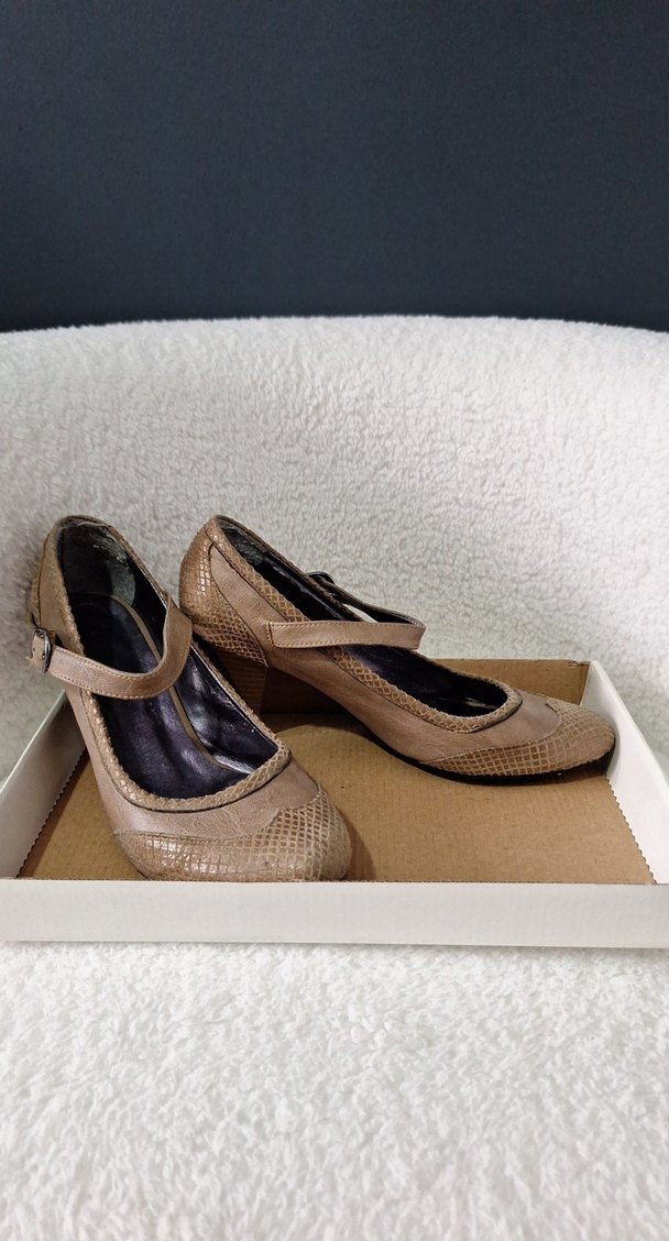 Bej Yılan Desenli Stiletto Tokalı Kadın Ayakkabı - Görsel 2