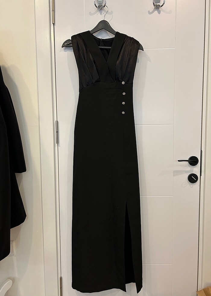 Siyah abiye elbise - Görsel 2