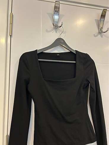 Trendyol siyah bluz - Görsel 2