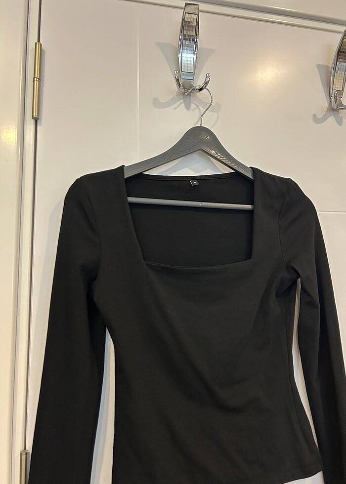 Trendyol siyah bluz - Görsel 2