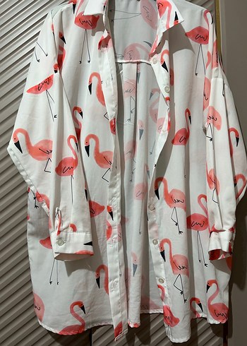 Pembe Flamingo Desenli Uzun Kollu Gömlek