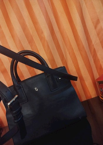 Klasik Siyah Deri Kadın Çanta - Görsel 3