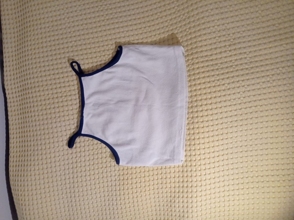 Beyaz Baskılı Bebek Önlüğü - Görsel 2