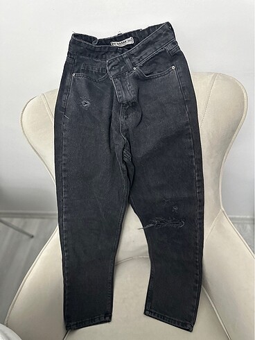 32 Beden Siyah jean