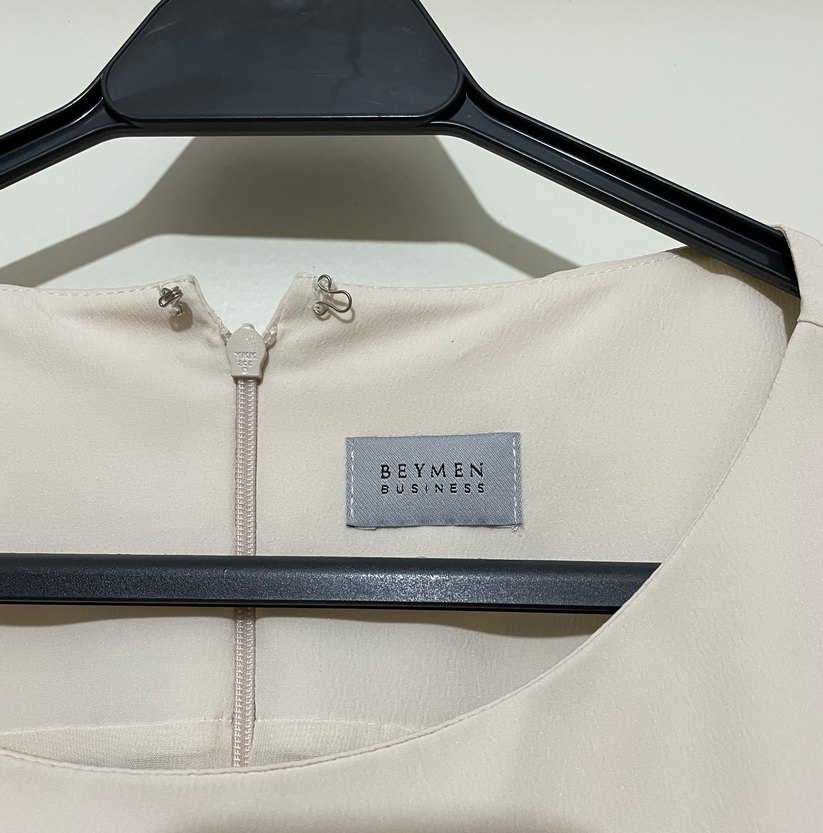 Bej Midi Düz Kesim Kolsuz Kadın Elbise - Görsel 2