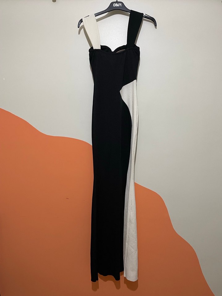 Siyah Beyaz Uzun Elbise - Görsel 3