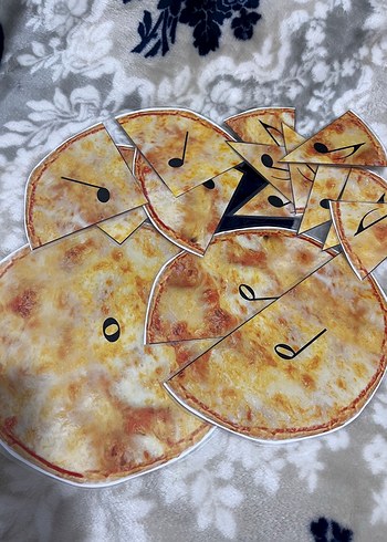 Pizza Dilimleri Şekilli kart