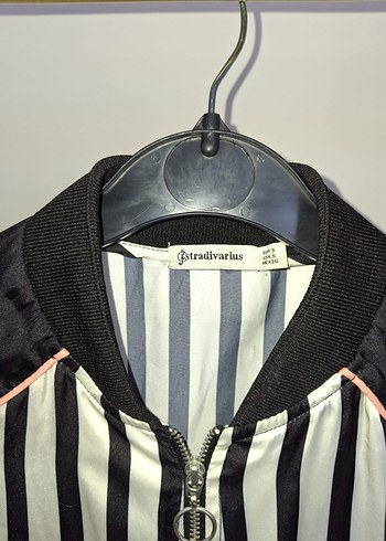 s Beden siyah Renk Stradivarius Marka Kadın Ceket