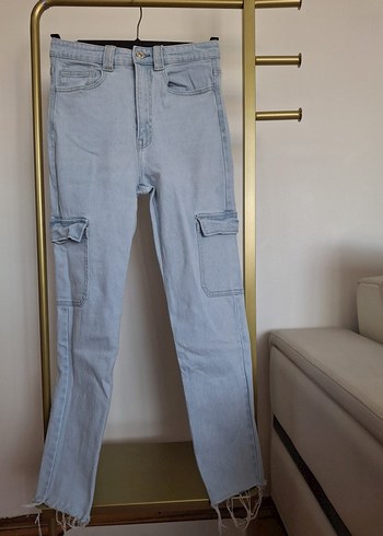 Stradivarius Marka Kadın Kargo Kot Pantolon