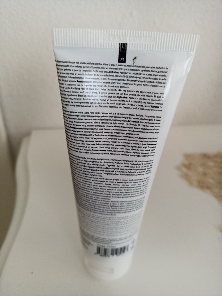 Pierre Cardin Siyah Arındırıcı Peeling Maske - Görsel 3