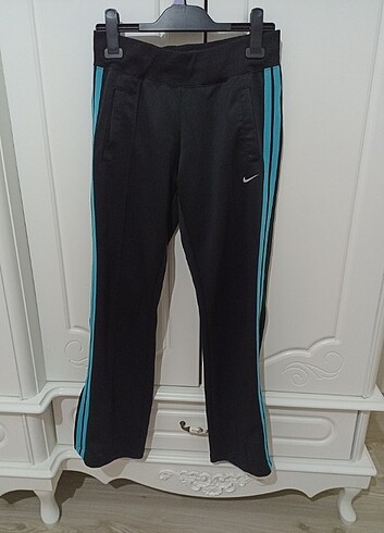 Nike Orjinal eşofman altı