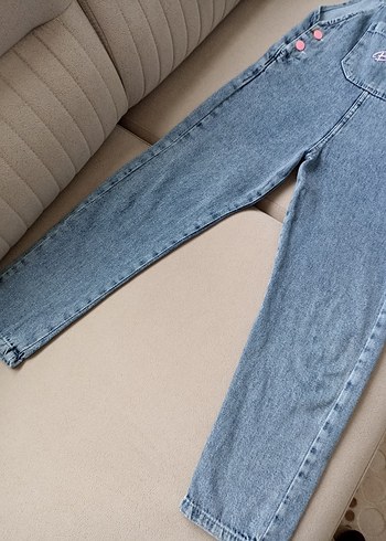 Kızlar için pembe bağcıklı kot tulum - Görsel 4