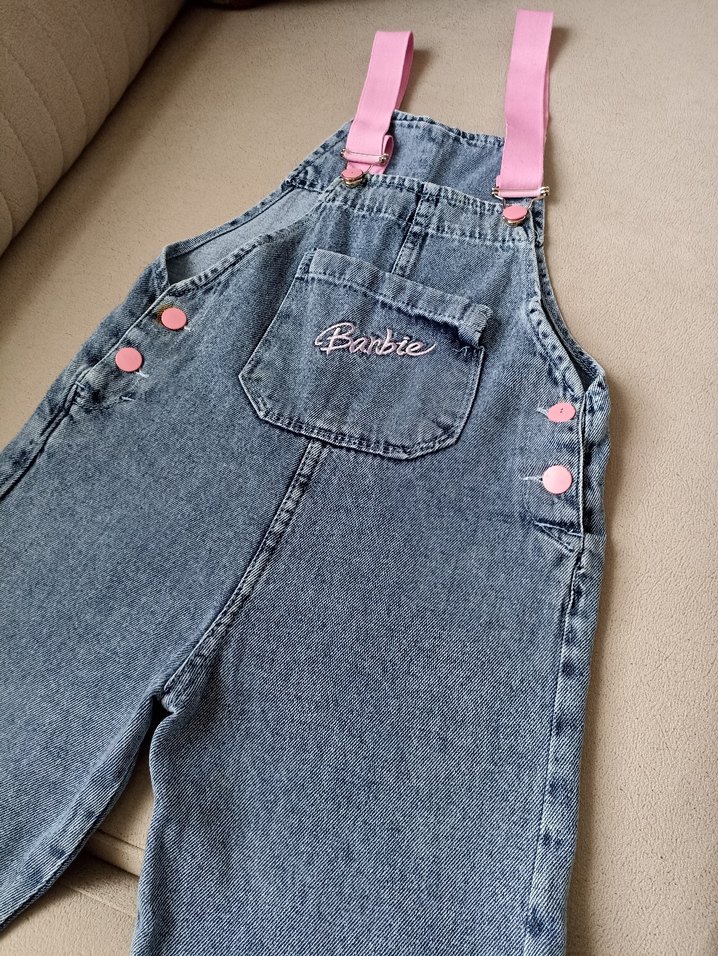 Kızlar için pembe bağcıklı kot tulum - Görsel 2