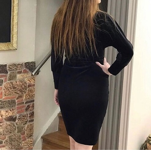 38 Beden Kadife Elbise