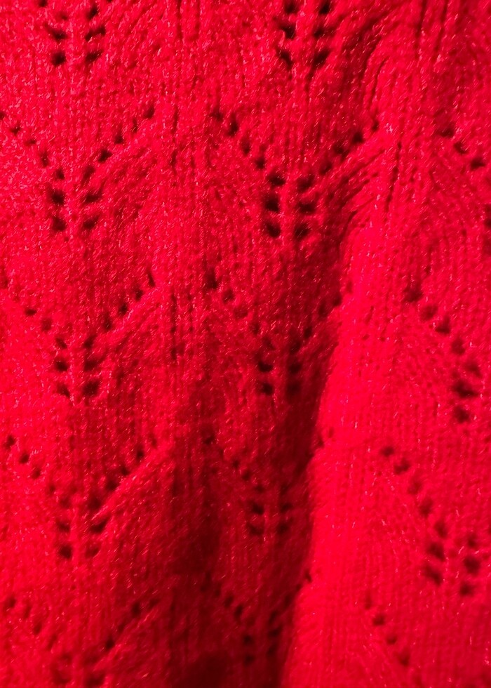 Kırmızı yün kazak - Görsel 2