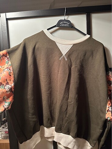 Zara Zara Sweatshirt